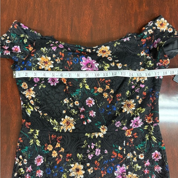 GUESS Womens Size 12 Off-The-Shoulder Lace Midi Cocktail Dress Black Floral New - Picture 12 of 14